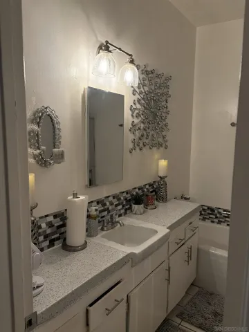 $419,000 | 7000 South La Cienega Boulevard, Unit 29, Inglewood, CA 90302