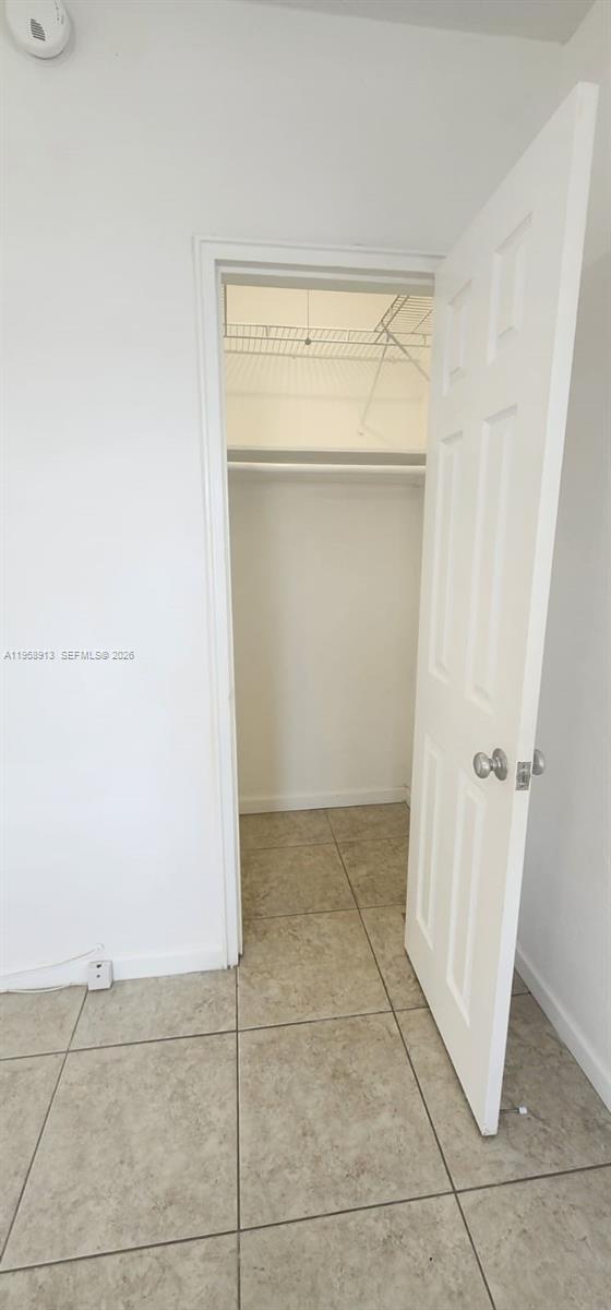 3670 Southwest 10th Street, Unit 10B Miami, FL 33135 - Photo 8 of 12 a view of an empty room