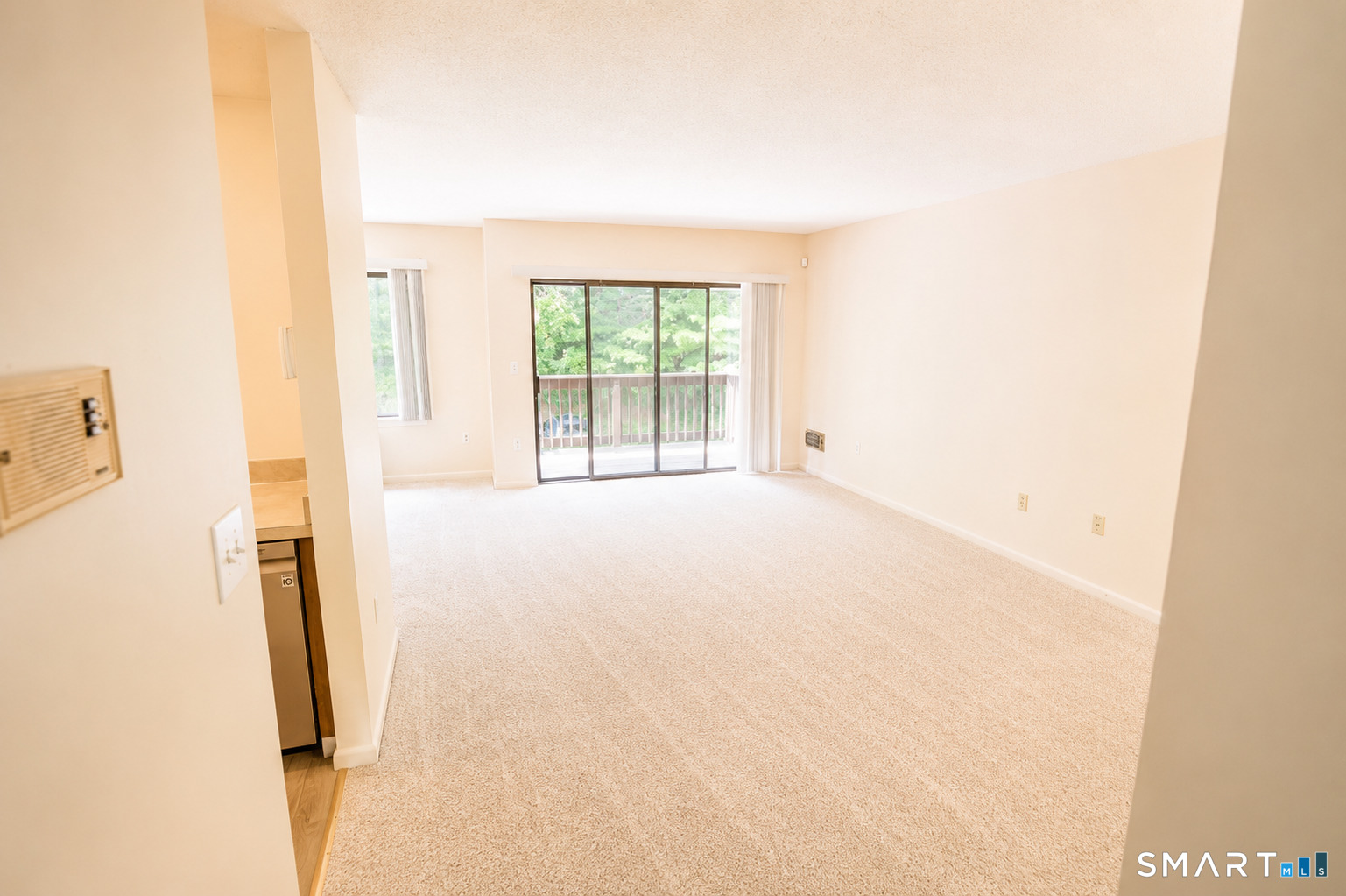 175 Mill Pond Road, Unit 135 Hamden, CT 06514 - Photo 2 of 17