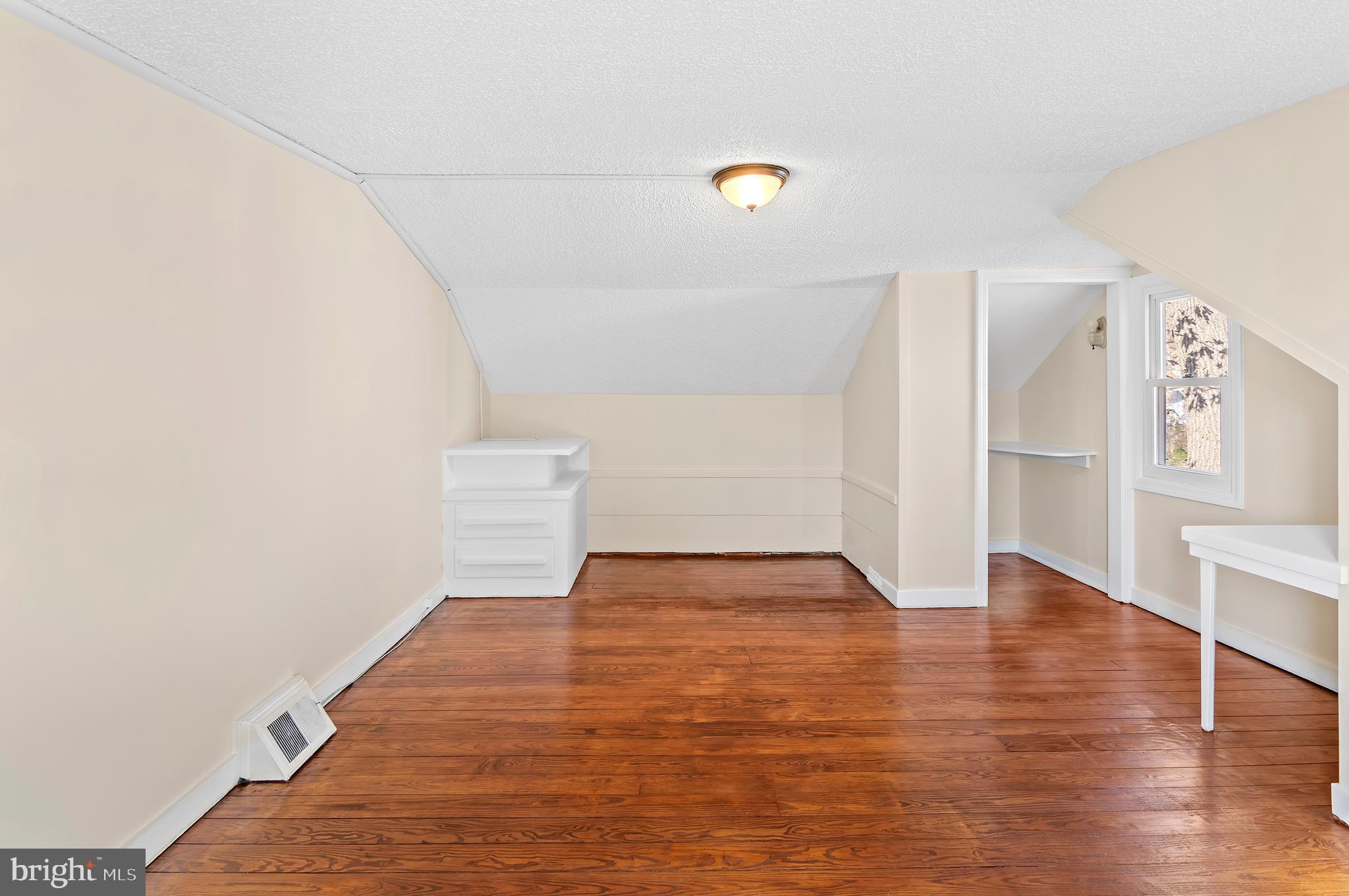 7773 Emerson Road Hyattsville, MD 20784 - Photo 16 of 25 Gallery Image 16