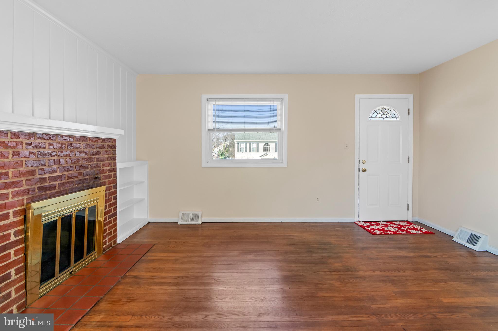 7773 Emerson Road Hyattsville, MD 20784 - Photo 7 of 25 Gallery Image 7