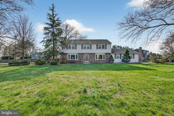 $650,000 | 1100 South Valley Forge Road, Lansdale, PA 19446