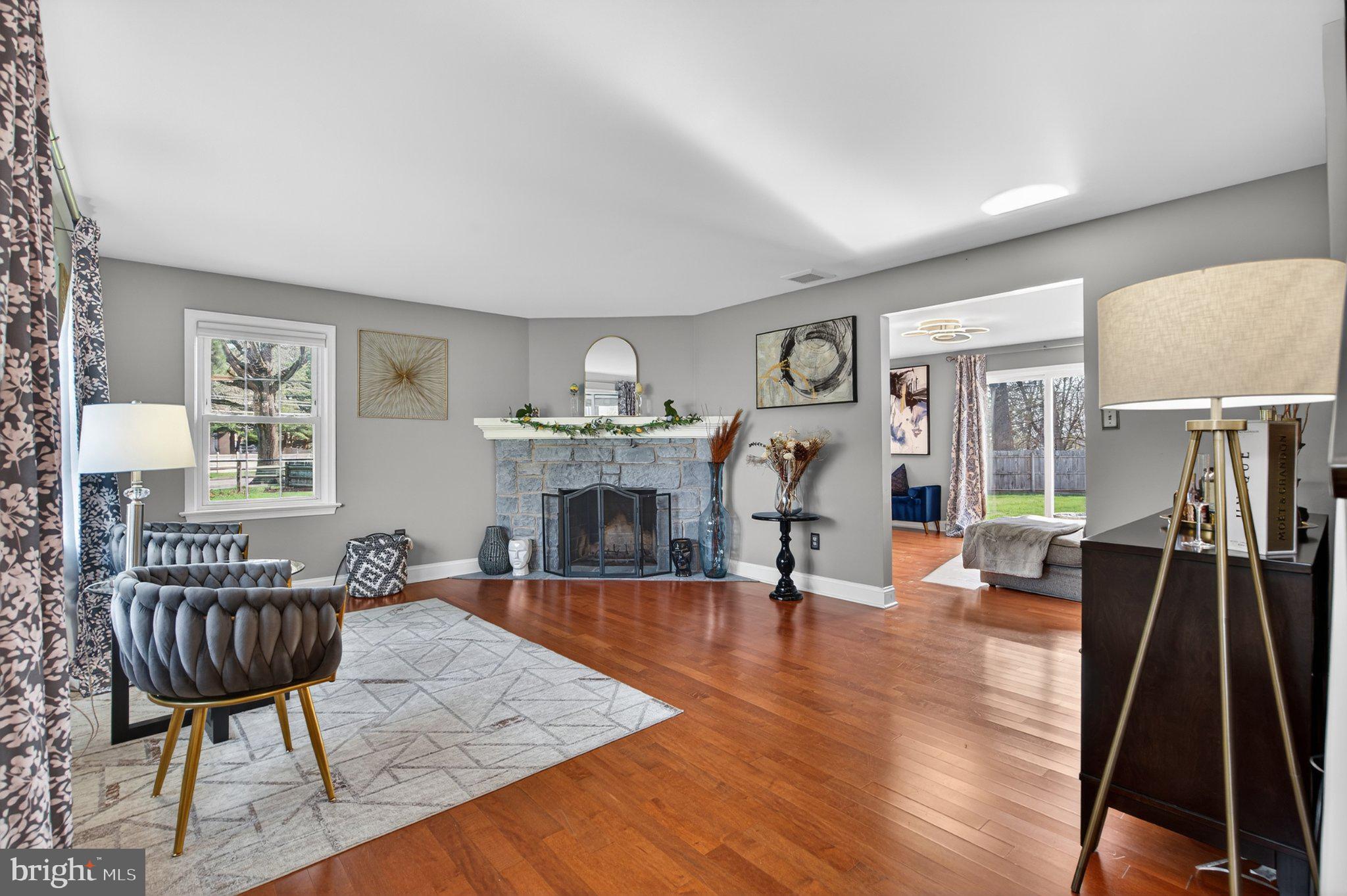 1100 South Valley Forge Road Lansdale, PA 19446 - Photo 15 of 43 Inviting living space with warm tones.