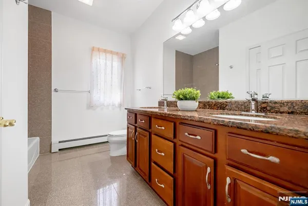 $1,595,000 | 177 Lawson Place, Paramus, NJ 07652