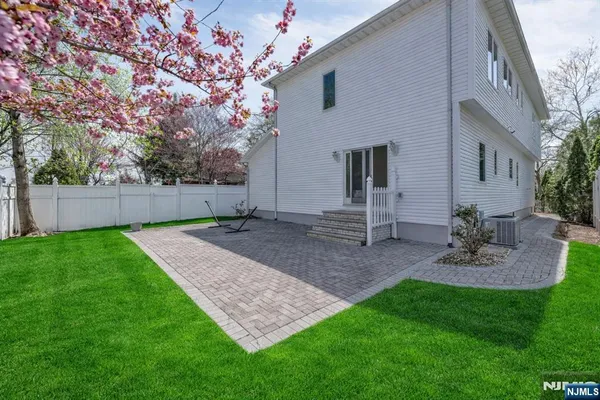 $1,595,000 | 177 Lawson Place, Paramus, NJ 07652