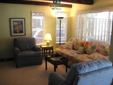 1846 Severn Road Grosse Pointe, MI 48236 - Photo 6 of 10 620670-5.JPG