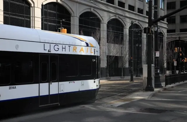 $1,800 | 30 Danforth Avenue, Unit 1, Jersey City, NJ 07305