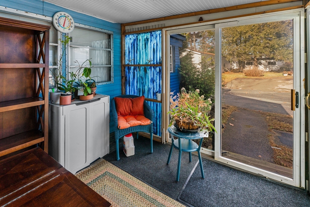 6 B Street Merrimac, MA 01860 - Photo 5 of 17