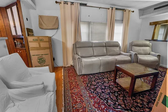 $99,999 | 6 B Street, Merrimac, MA 01860