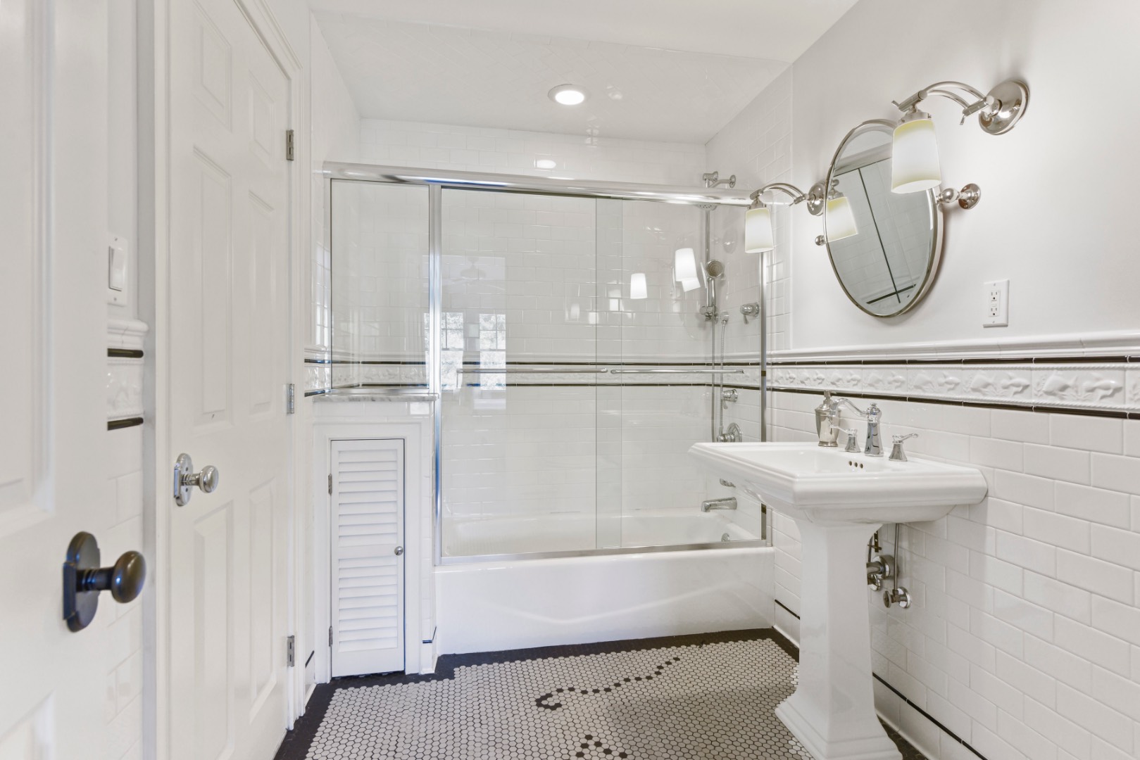 270 Ferry Road Sag Harbor, NY 11963 - Photo 26 of 45 Gallery Image 26