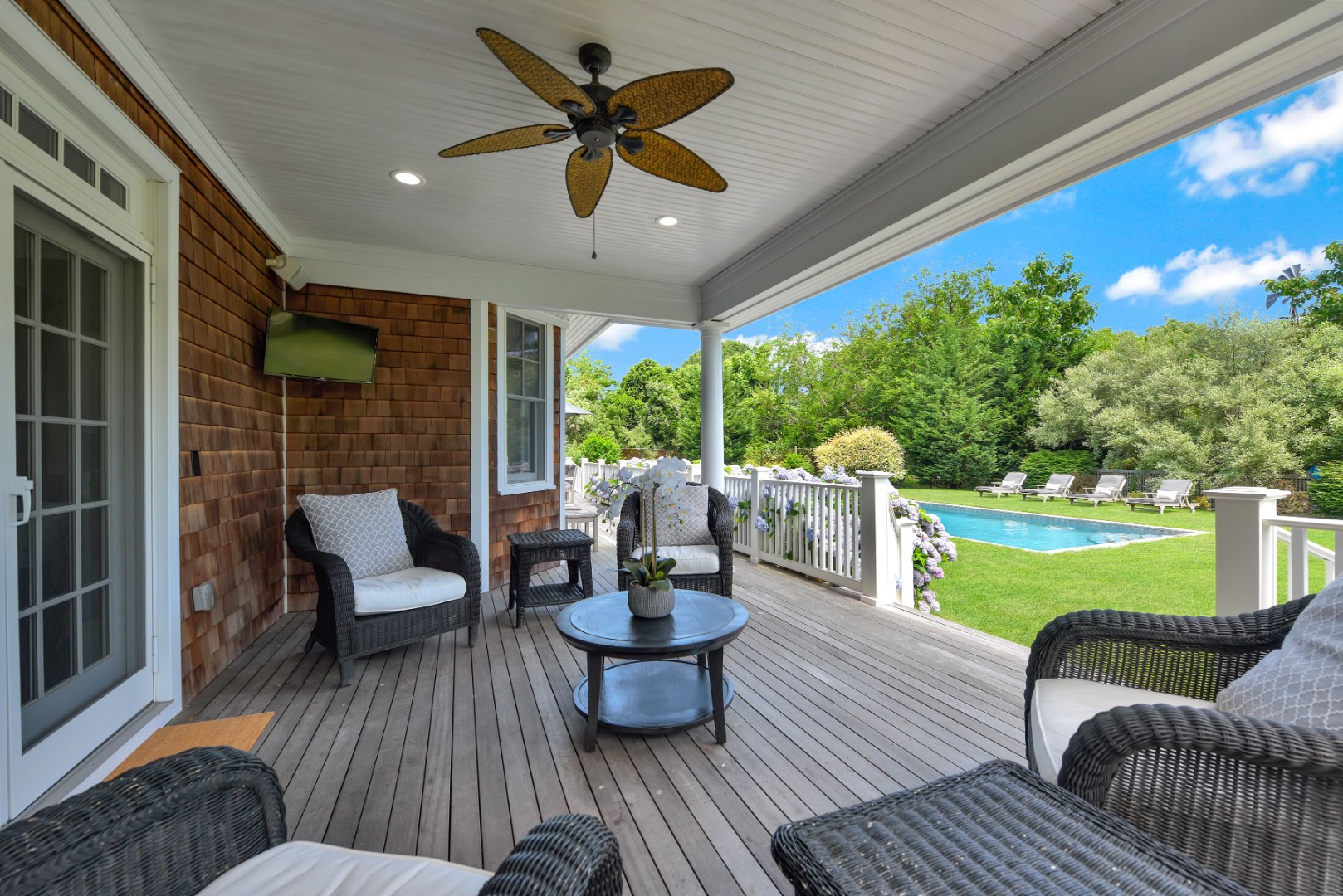 270 Ferry Road Sag Harbor, NY 11963 - Photo 8 of 45 Gallery Image 8