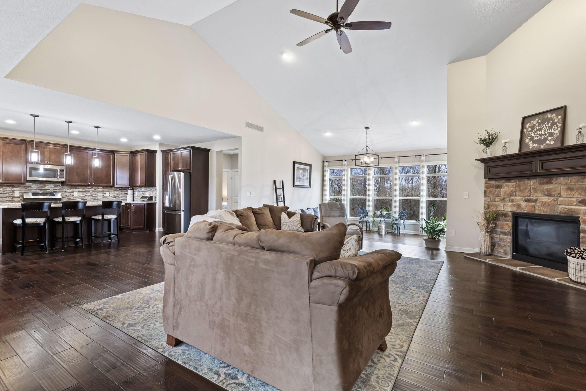 4201 Curve Road Delaware, OH 43015 - Photo 13 of 56 24-web-or-mls-4201CurveRoad_Hommati102 (