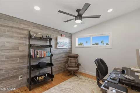 $790,000 | 3929 East Mercer Lane, Phoenix, AZ 85028