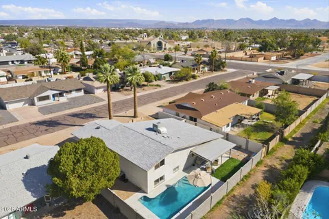 $790,000 | 3929 East Mercer Lane, Phoenix, AZ 85028