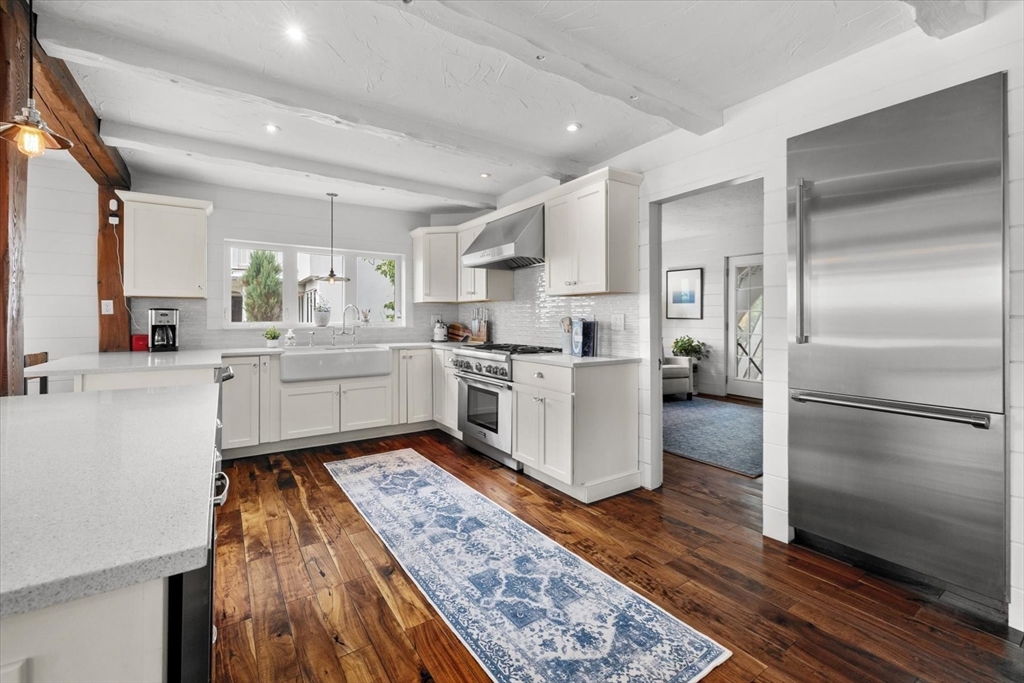 325 Rice Avenue Revere, MA 02151 - Photo 12 of 42