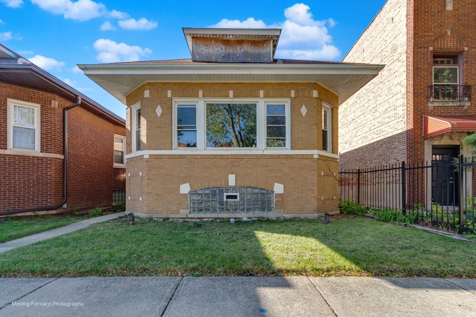 9222 South Ada Street Chicago, IL 60620 - Photo 2 of 25 a front view of house with yard