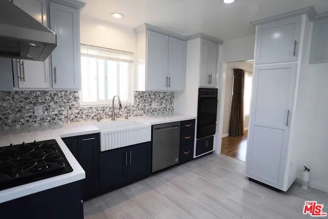 $3,650 | 1025 South Sherbourne Drive, Unit 4, Los Angeles, CA 90035