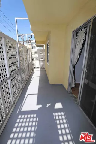 $3,650 | 1025 South Sherbourne Drive, Unit 4, Los Angeles, CA 90035