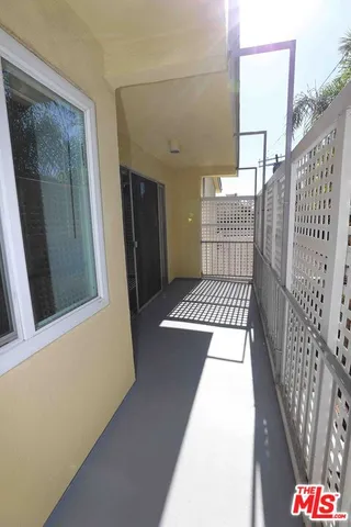 $3,650 | 1025 South Sherbourne Drive, Unit 4, Los Angeles, CA 90035