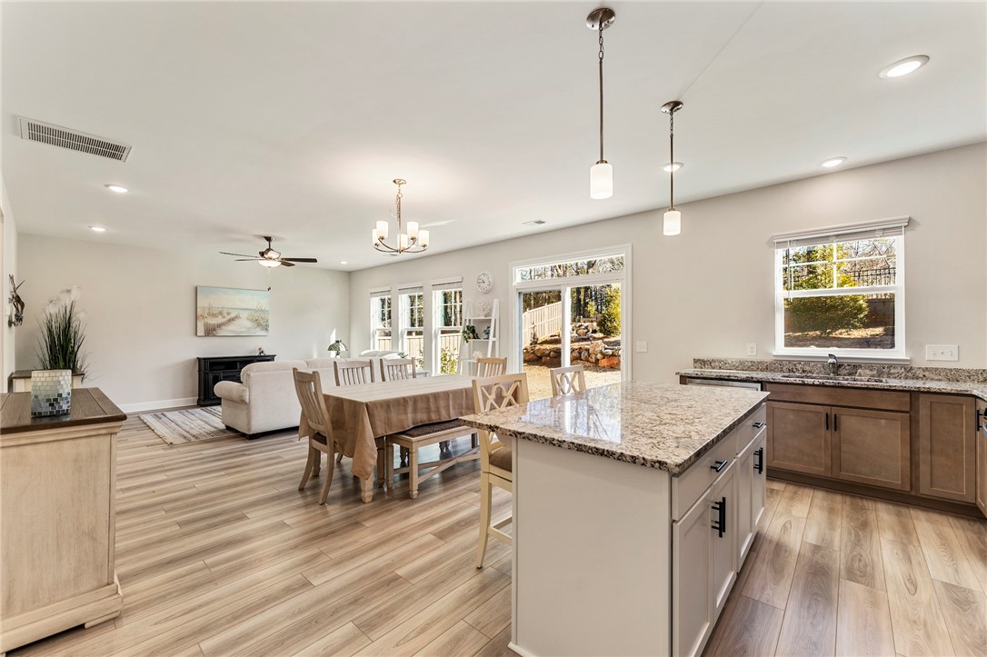 204 Ridgepark Lane Greenville, SC 29607 - Photo 19 of 39