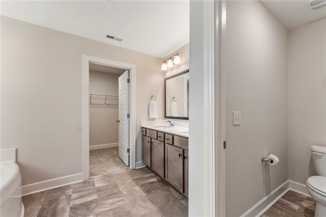 204 Ridgepark Lane Greenville, SC 29607 - Photo 23 of 39