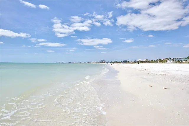 $2,200,000 | 161-163 Mango Street, Fort Myers Beach, FL 33931