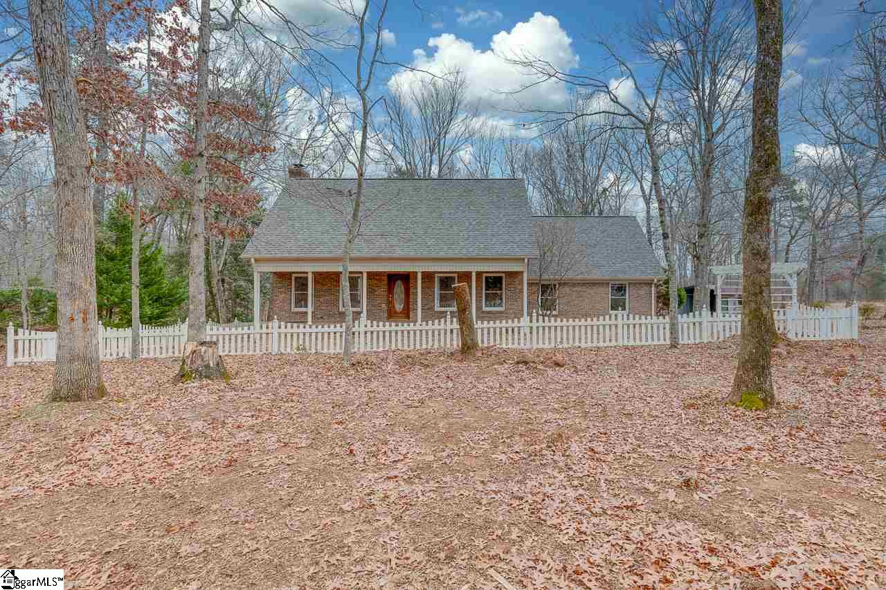 4150 Ridge Road Greer, SC 29651 - Photo 1 of 36