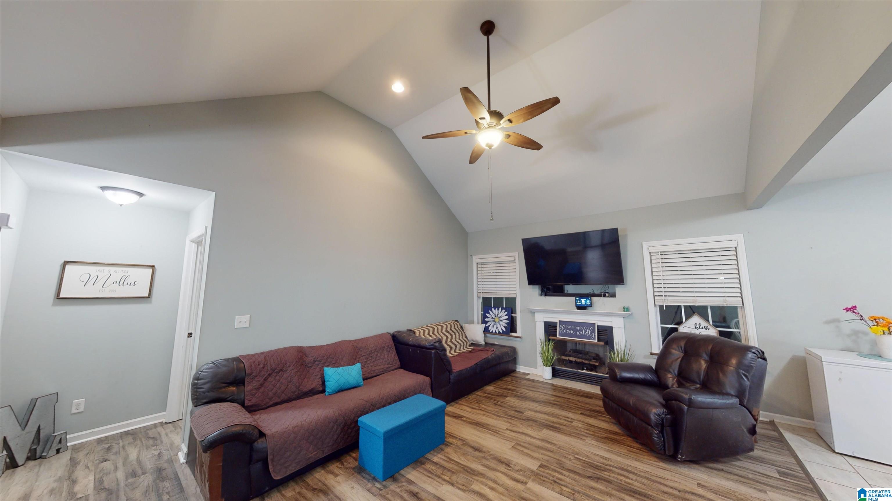571 Deans Ferry Road Hayden, AL 35079 - Photo 2 of 50