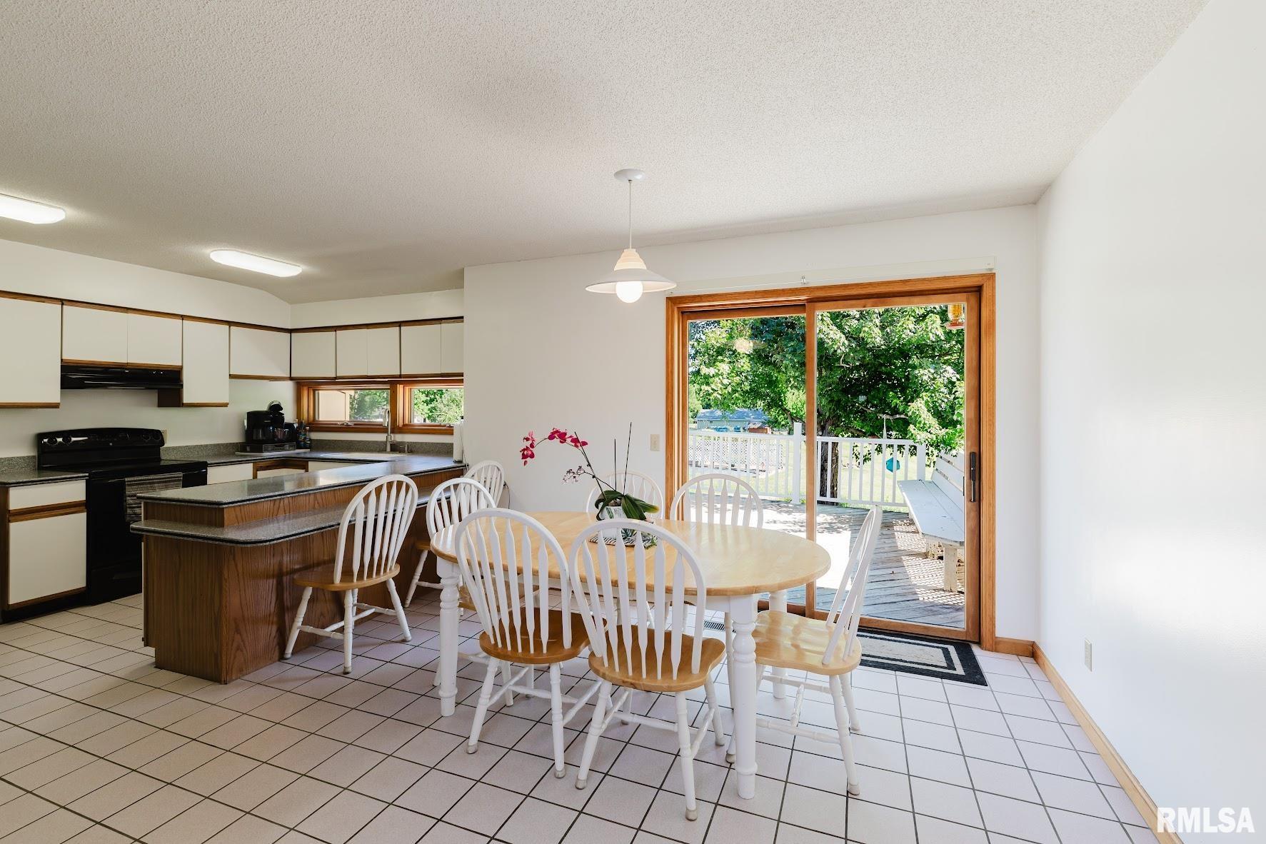 15150 Remington Road Marion, IL 62959 - Photo 7 of 57