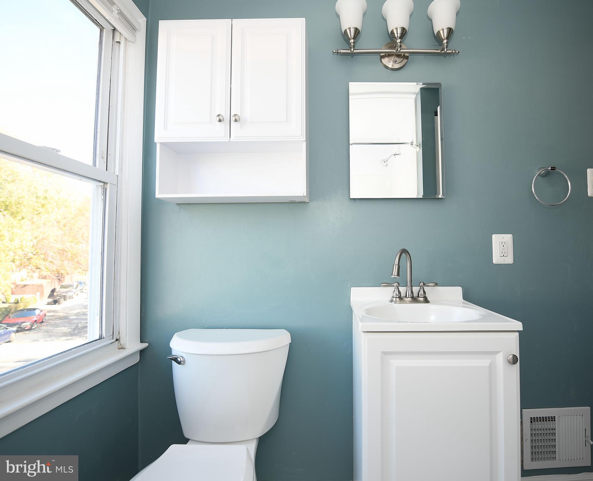 3443 Santee Road Baltimore, MD 21236 - Photo 18 of 35