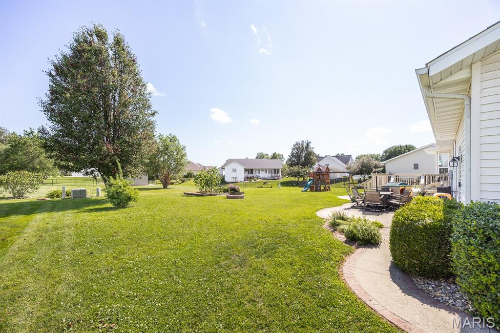 310 Coventry Way Highland, IL 62249 - Photo 24 of 29