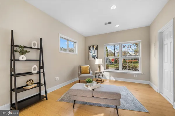 $724,900 | 7312 Falmouth Street, Springfield, VA 22150