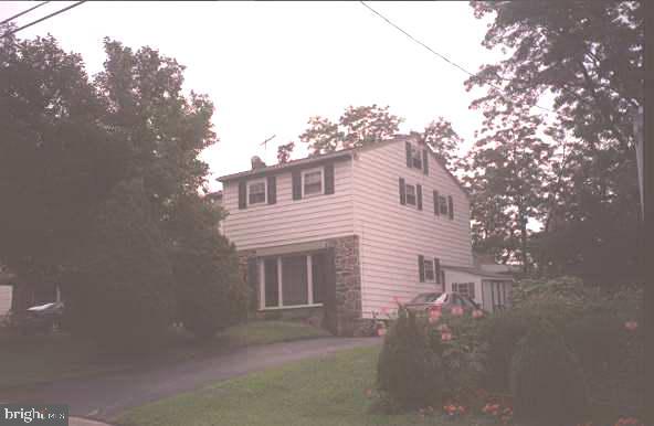 5 Colonial Road Havertown, PA 19083 - Photo 1 of 1