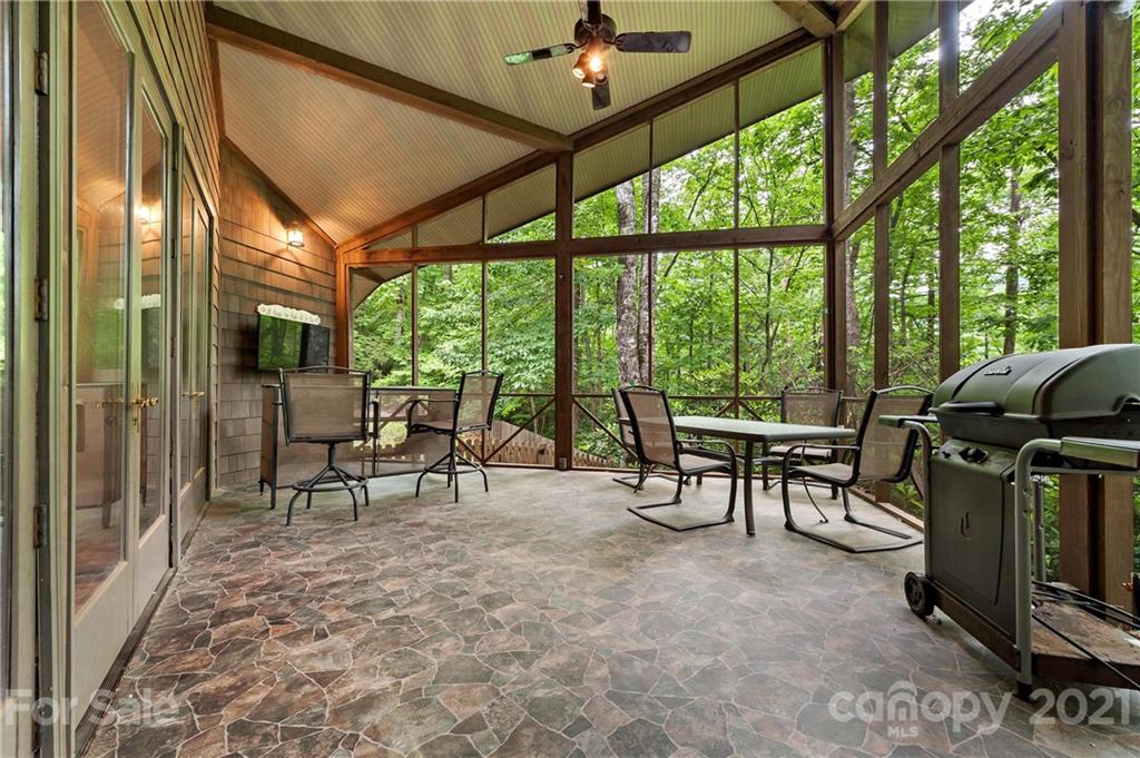 741 Honeycutt Road Marion, NC 28752 - Photo 12 of 27 Gallery Image 12
