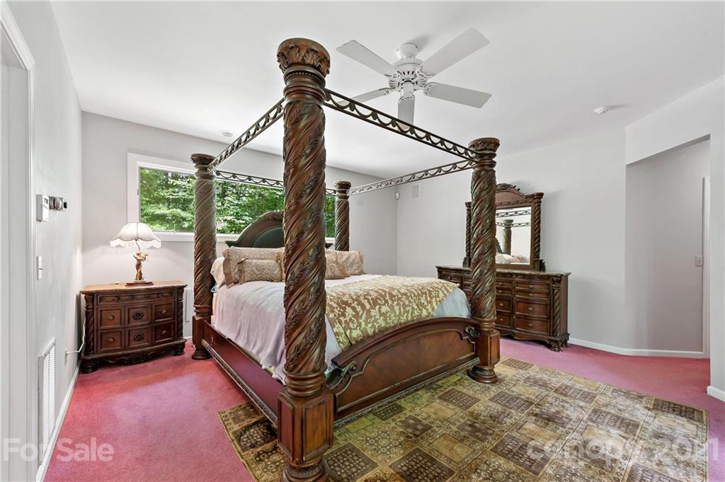 741 Honeycutt Road Marion, NC 28752 - Photo 13 of 27 Gallery Image 13