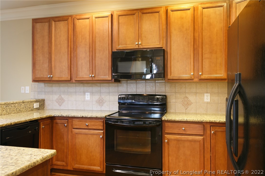 75 Lamplighter Way Spring Lake, NC 28390 - Photo 12 of 45 Gallery Image 12