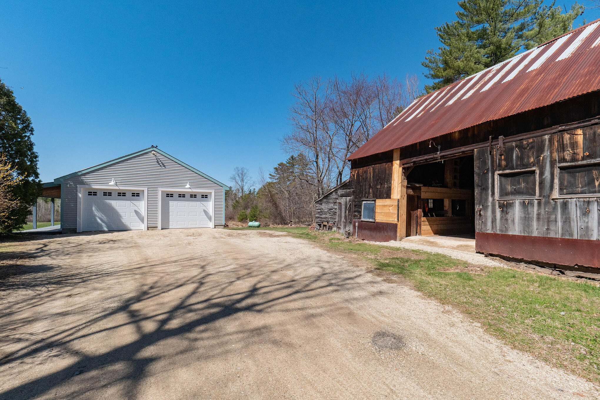 414 River Road Lebanon, ME 04027 - Photo 7 of 39 Garage & Barn