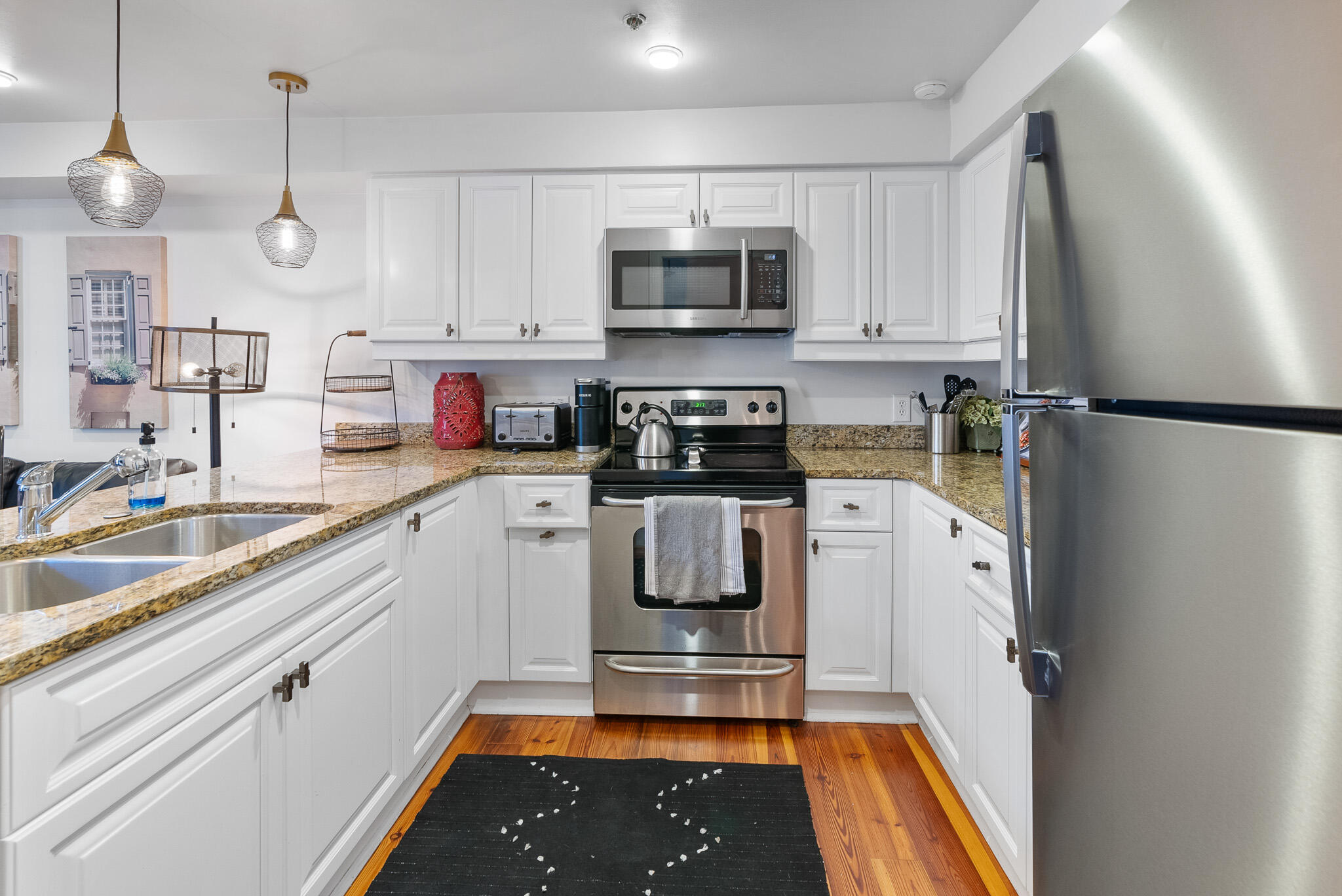 377 King Street, Unit 203 Charleston, SC 29401 - Photo 9 of 36 Kitchen
