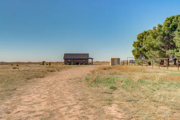 $1,450,000 | 9009 County Road 7500, Wolfforth, TX 79382