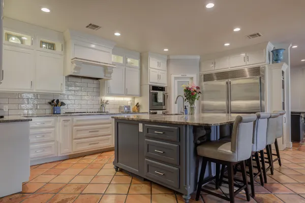 $1,450,000 | 9009 County Road 7500, Wolfforth, TX 79382