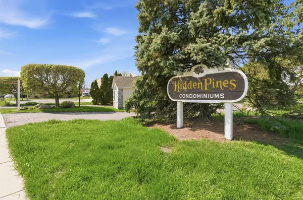 $109,000 | 30813 Hidden Pines Lane, Roseville, MI 48066