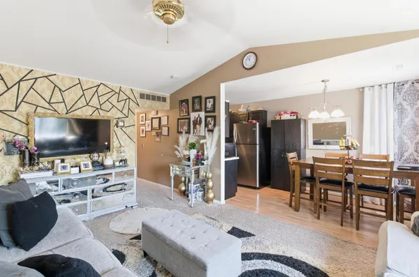 $109,000 | 30813 Hidden Pines Lane, Roseville, MI 48066