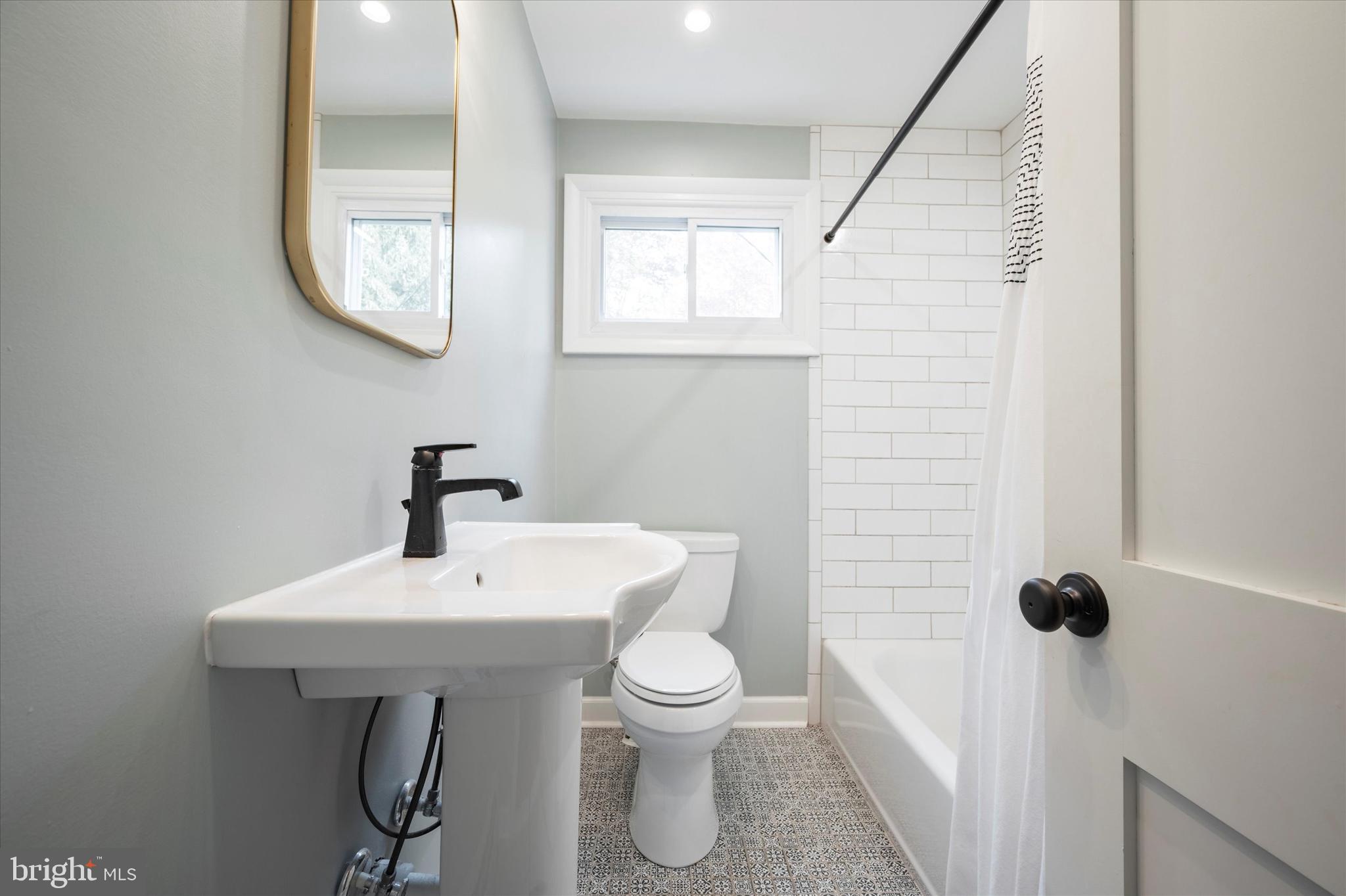 300 North Malin Road Broomall, PA 19008 - Photo 12 of 18