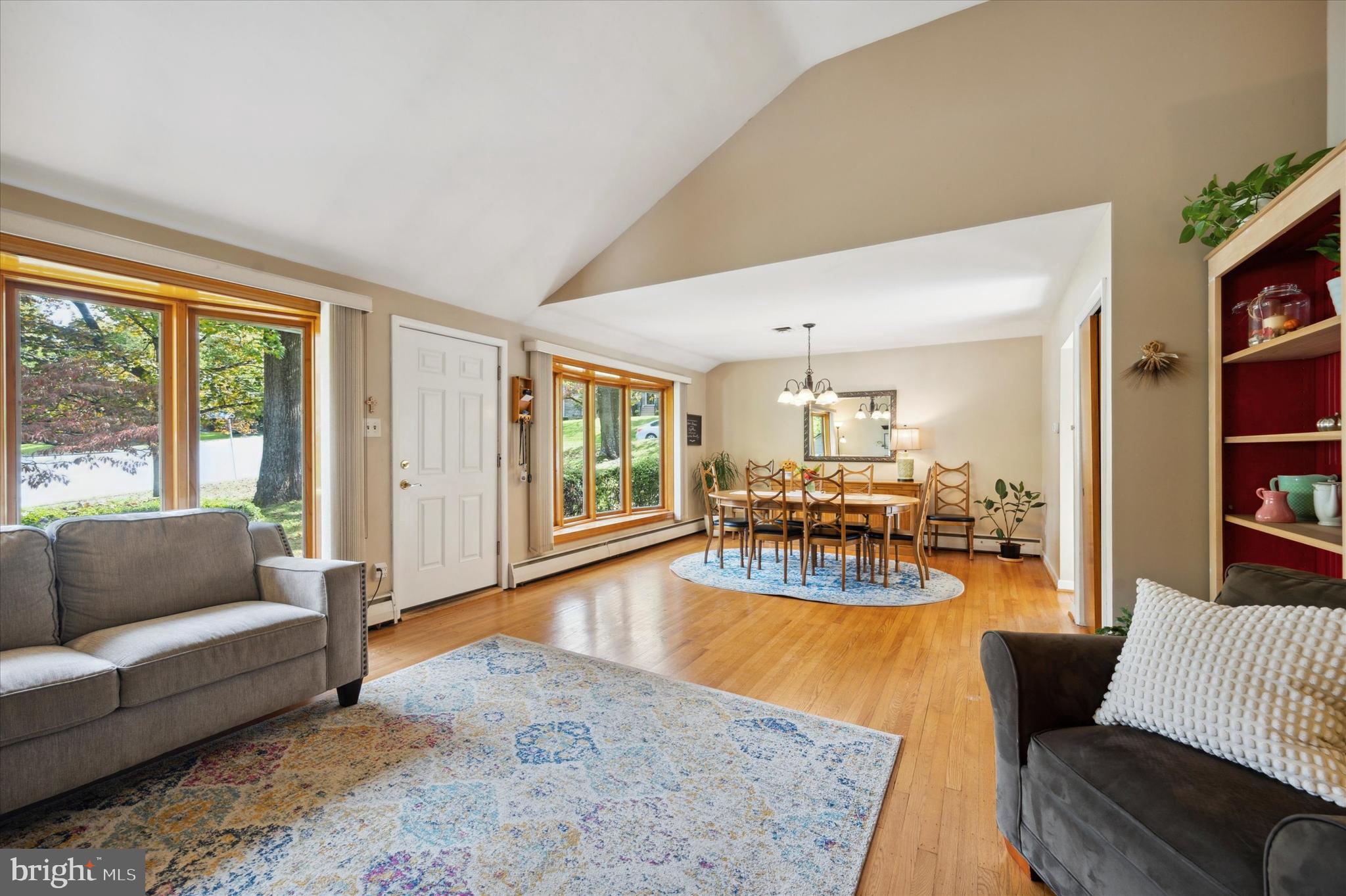 300 North Malin Road Broomall, PA 19008 - Photo 4 of 18