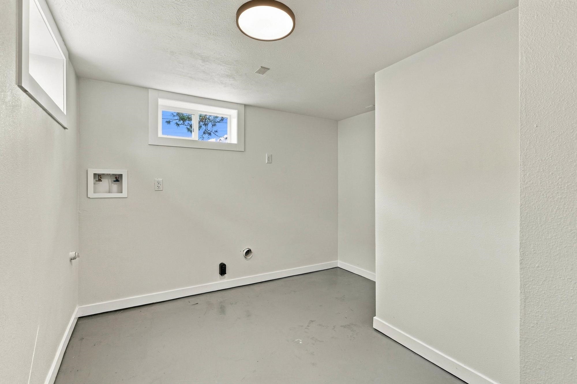2017 West Cleveland Avenue Spokane, WA 99205 - Photo 24 of 39 Gallery Image 24
