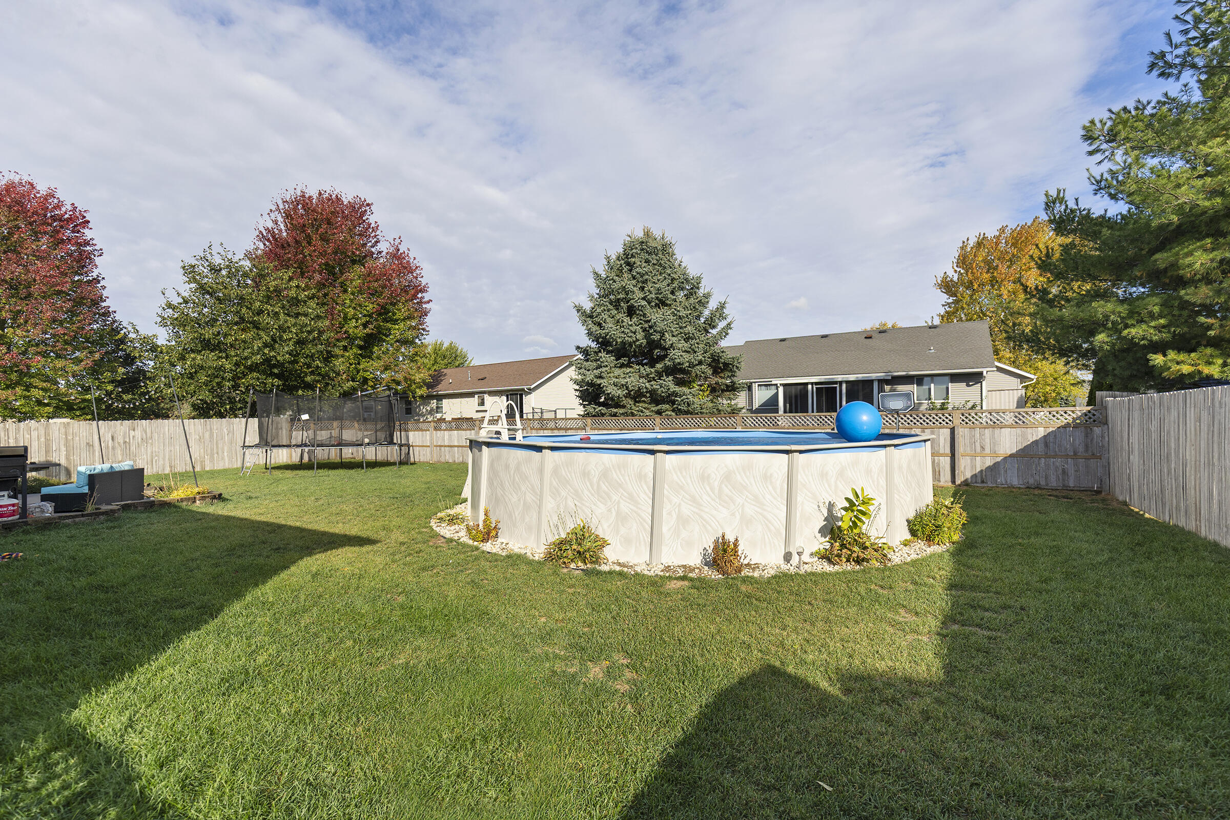 1526 Radhika Street Fort Atkinson, WI 53538 - Photo 37 of 41 1526_014