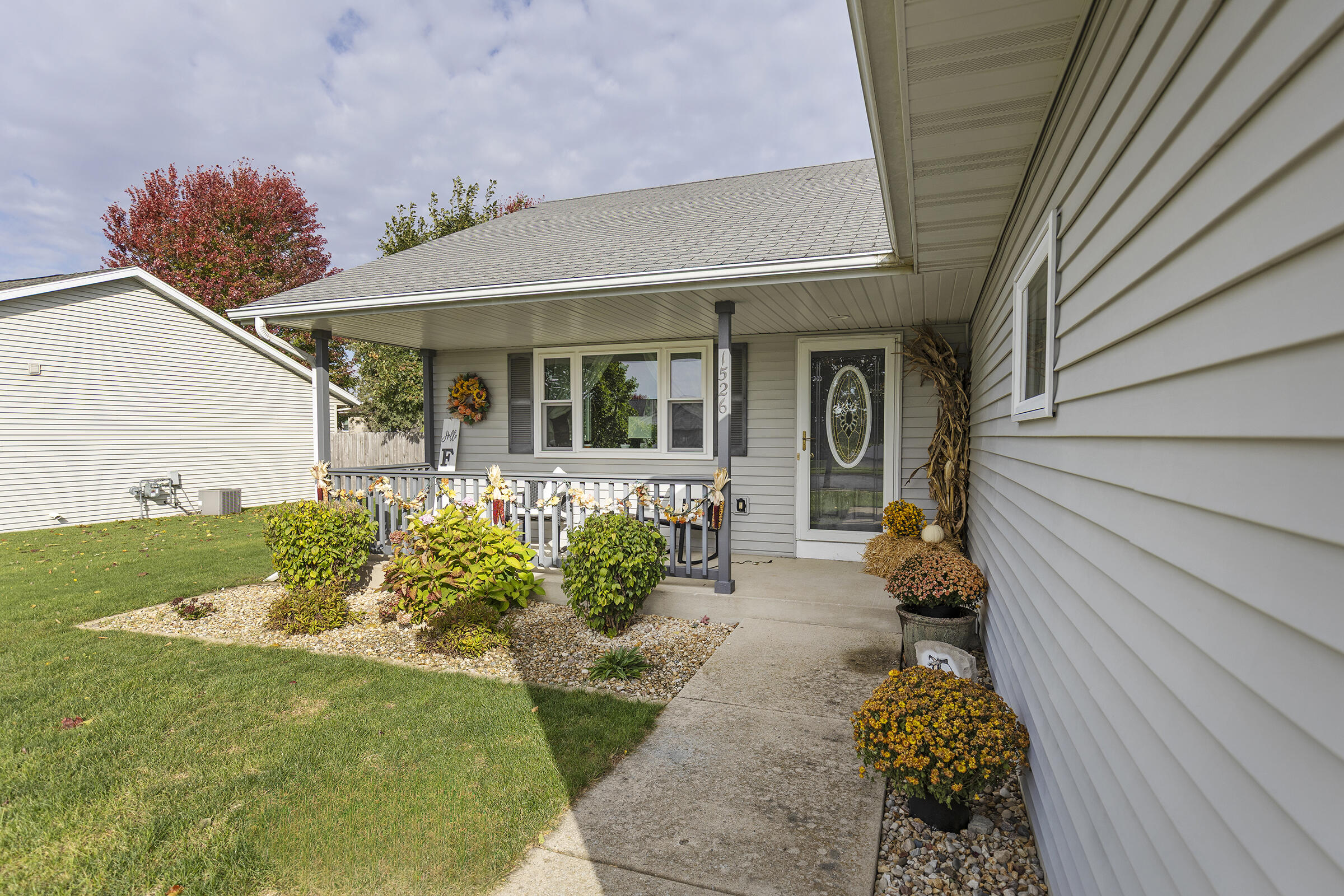 1526 Radhika Street Fort Atkinson, WI 53538 - Photo 4 of 41 1526_005