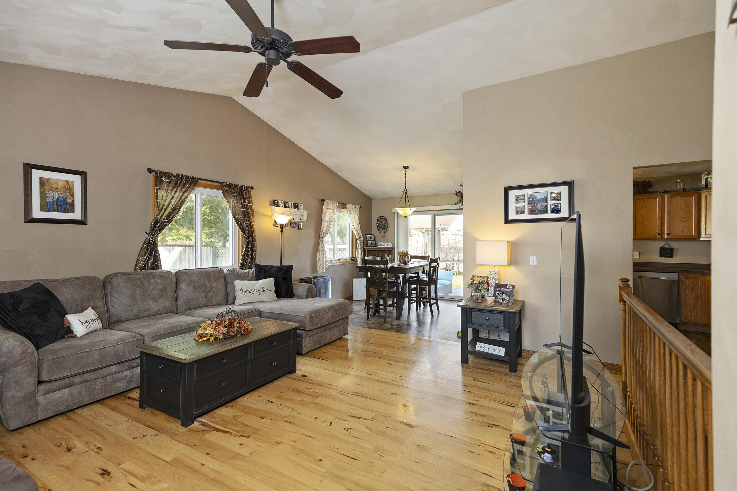 1526 Radhika Street Fort Atkinson, WI 53538 - Photo 6 of 41 1526_018