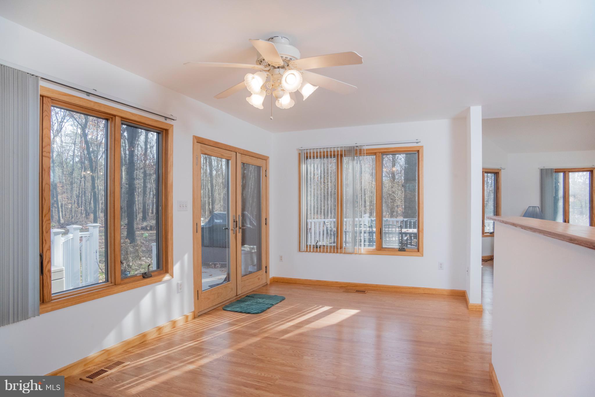 24599 Peterkins Road Georgetown, DE 19947 - Photo 23 of 71 Sunroom