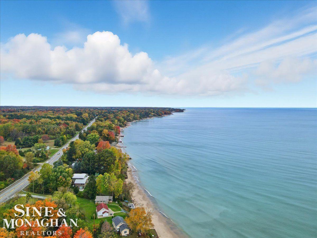 3015 Lakeshore Road Lexington, MI 48450 - Photo 19 of 25